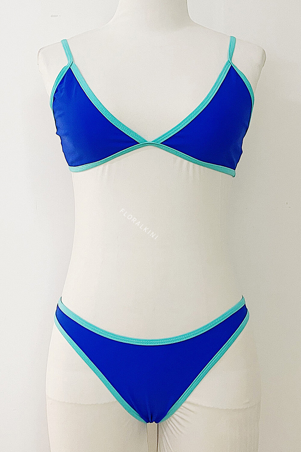 Pharıssa Kontrast Biyeli Üçgen Bikini Takımı
