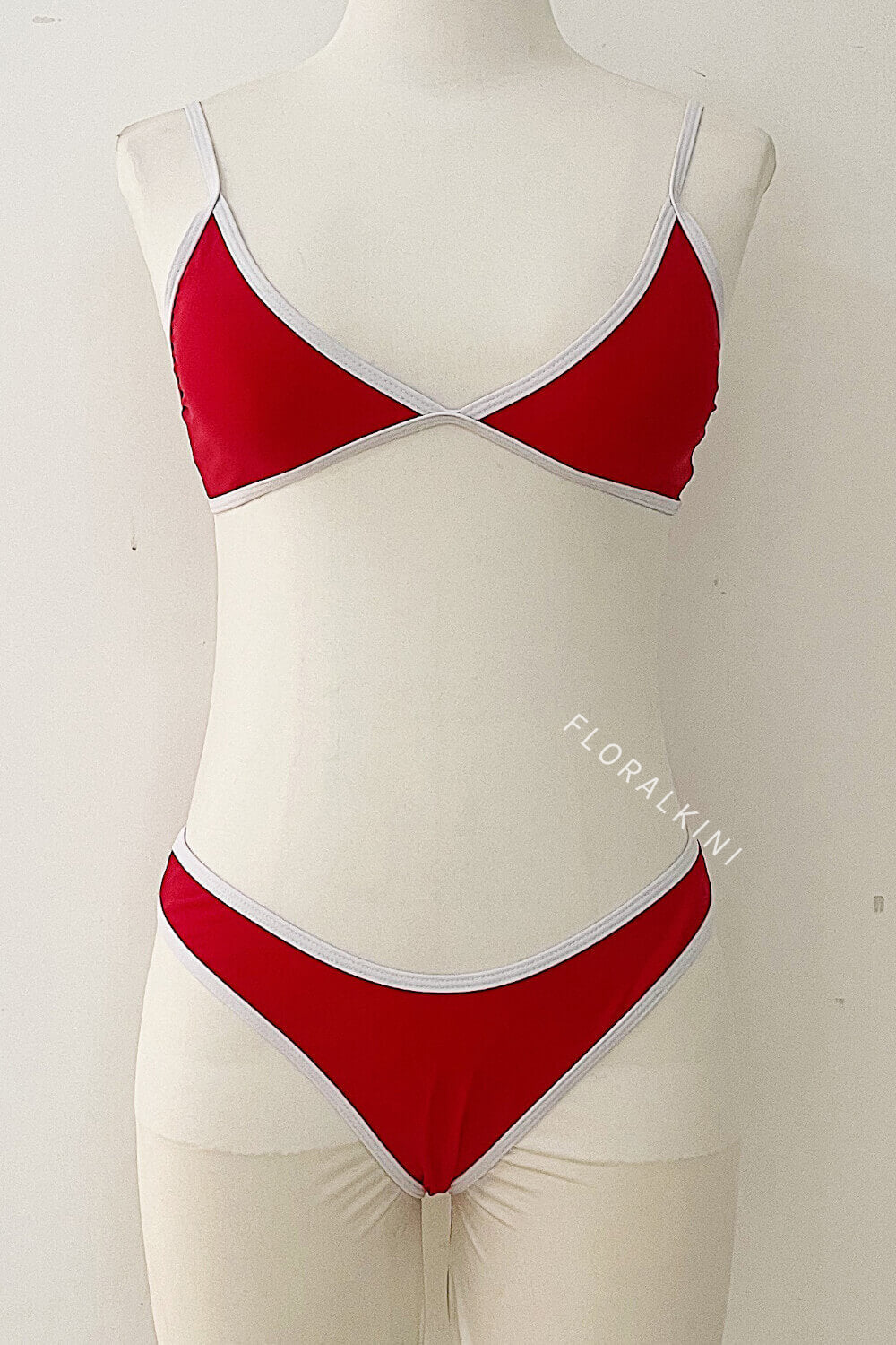 Pharıssa Kontrast Biyeli Üçgen Bikini Takımı