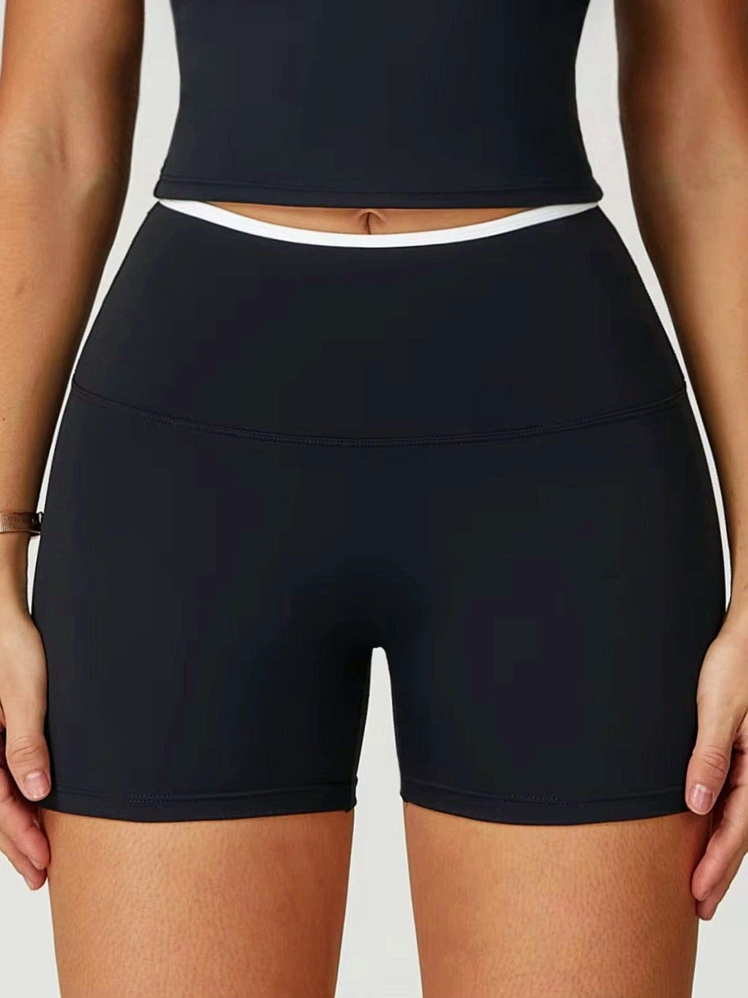 Pharıssa Cross Shorts