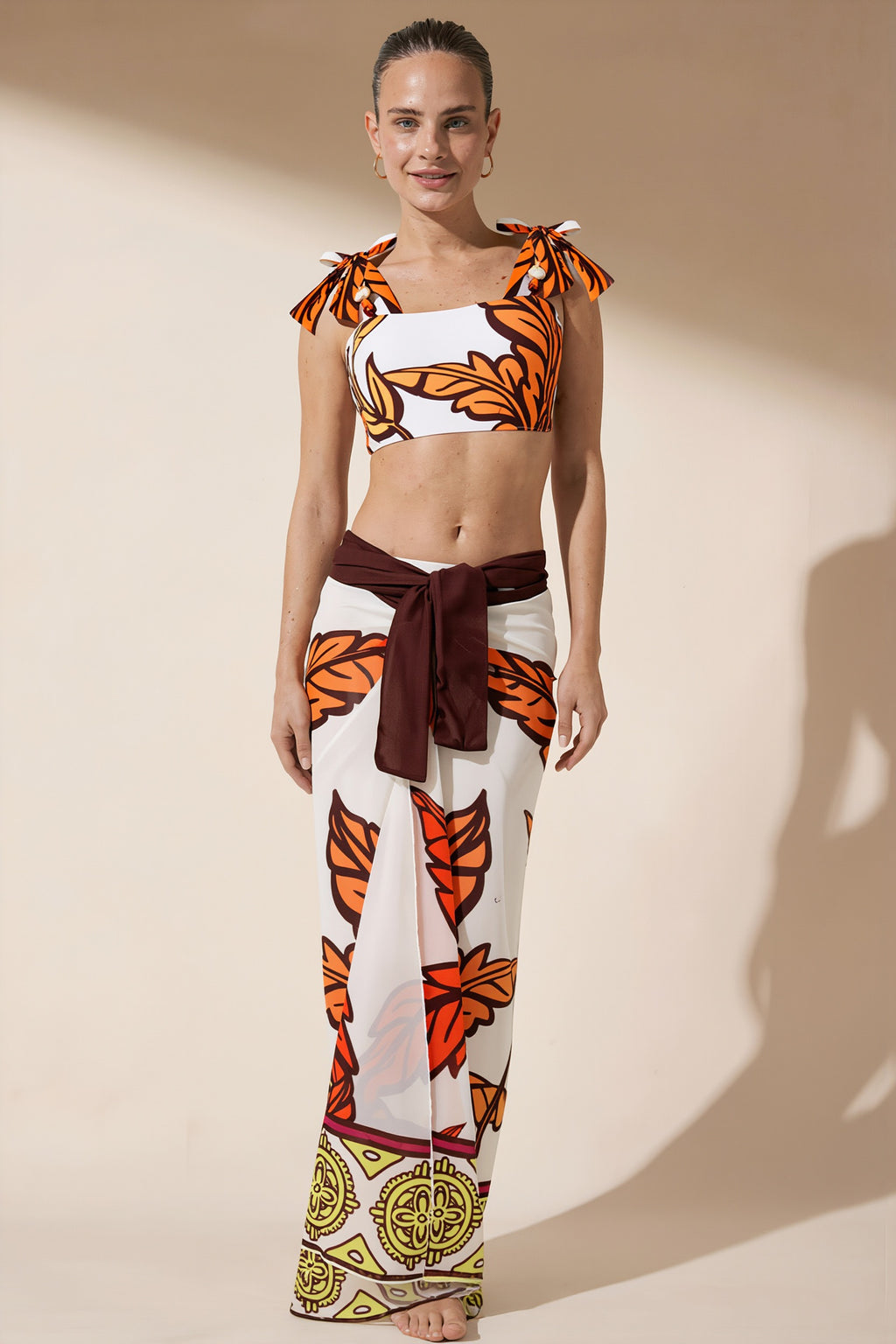 Pharıssa Tropikal Desenli Bikini & Pareo Takımı