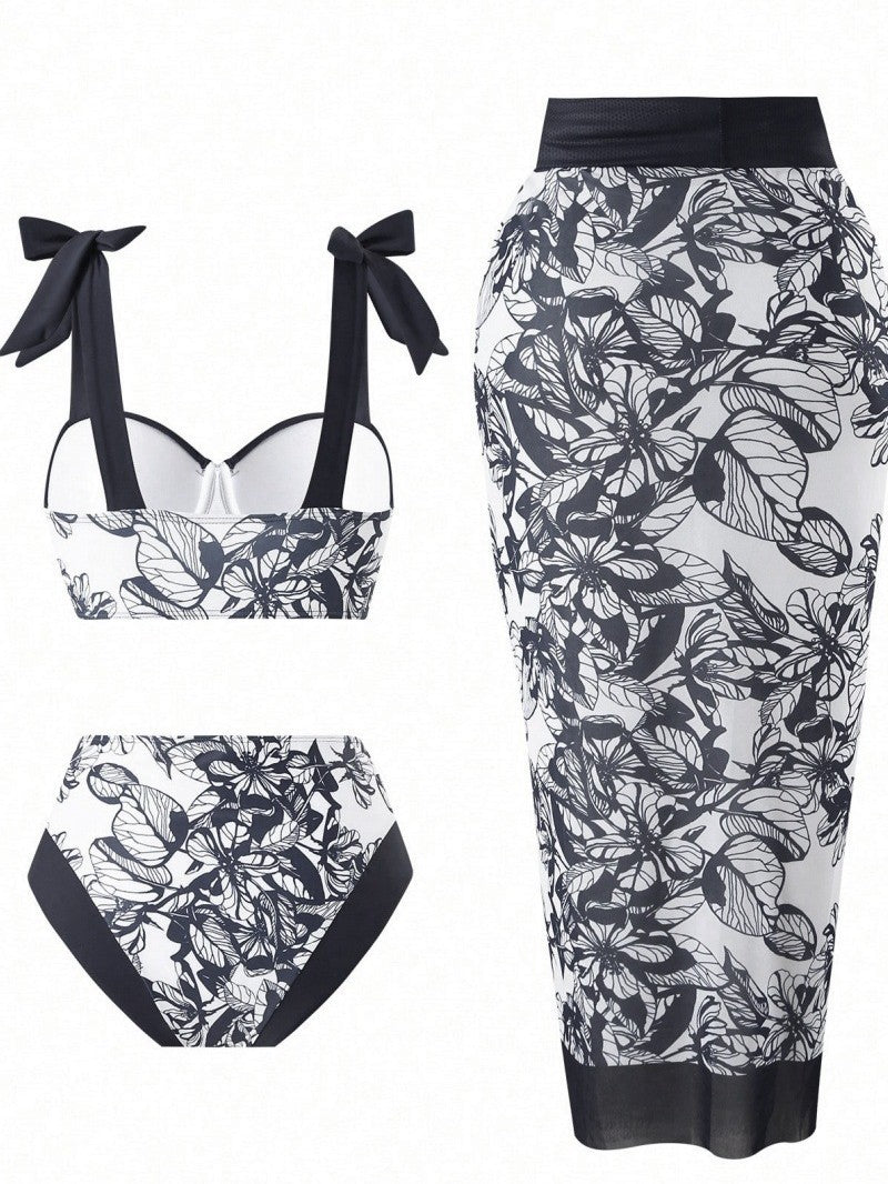 Pharıssa Siyah Beyaz Çiçekli Bikini & Pareo Takımı